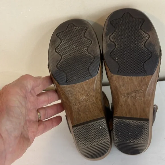 Dansko Sigrid Brown Leather Wedge Sandals Back Strap Size 36 - Picture 12 of 16